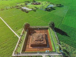 Sejarah dan Potensi Wisata Kompleks Percandian Batujaya di Karawang